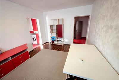 Apartament cu 3 camere semidecomandat în Central - 2