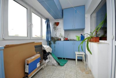 Militari Uverturii apartament 3 camere decomandat 2 bai etaj 1 bloc 1981 - 4