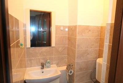 Apartament cu 3 camere decomandat în Circumvalațiunii - 12