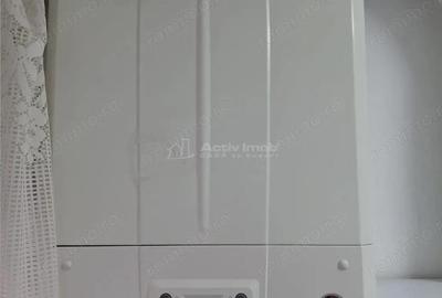 Apartament cu 3 camere semidecomandat în Micro III - 7