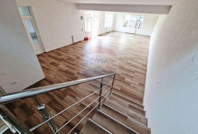Spa?iu multifunc?ional de inchiriat, 5 km de Piatra Ne... - 10