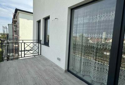 Apartament cu 3 camere semidecomandat în Central - 6