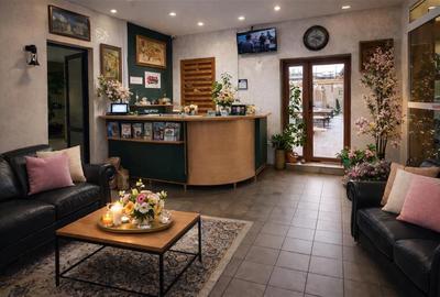 Hotel/Pensiune, de 1,130 mp, în Central