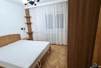 Apartament cu 4 camere semidecomandat în Tineretului - 3