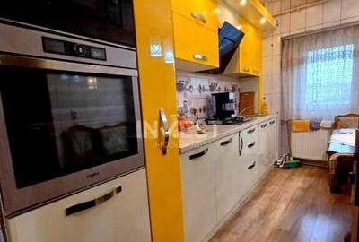 Apartament 3 camere decomandat 80 mp mobilat- Nicolin - 6