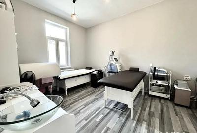 Spațiu comercial, de 50 mp, în Central - 2