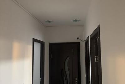 Apartament cu 2 camere decomandat în Central - 1