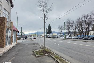 Apartament cu 4 camere decomandat în Astra - 18
