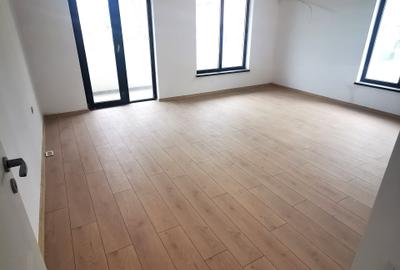 Apartament cu 3 camere în Țiglina 2