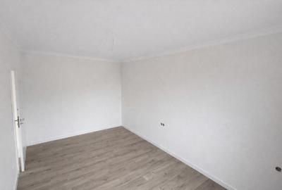 Apartament cu 3 camere semidecomandat în Florești - 8