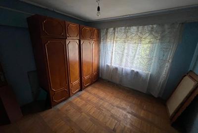 Apartament cu 4 camere, 78.1 mp utili, str Lupeni 2 - 11