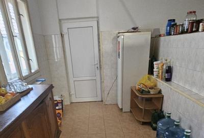 Casă individuală cu 7 camere cu Canalizare în Mehala - 9