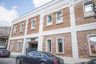Apartament cu 3 camere decomandat, mobilat în Parcul Carol - 15