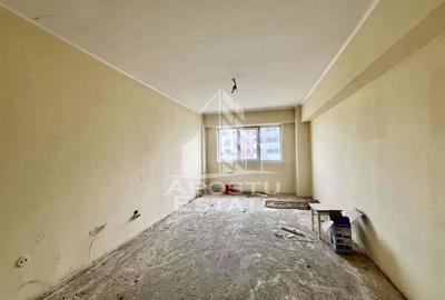 Apartament cu 4 camere decomandat în Simion Bărnuțiu - 5