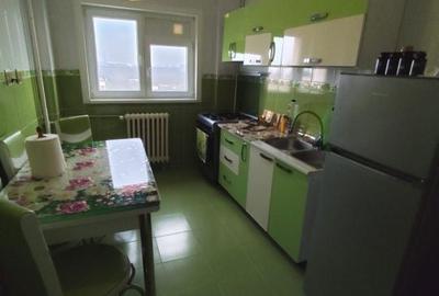 Apartament cu 4 camere semidecomandat în Runcu - 8