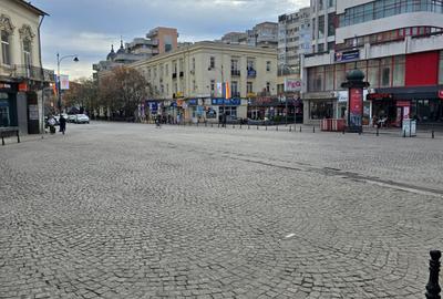Spatiu comercial de inchiriat – Centru, Bulevardul Stefan cel Mare - 4