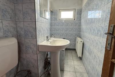 Apartament spatios, 2 camere, 51 mp utili + balcon - Girocului - 6