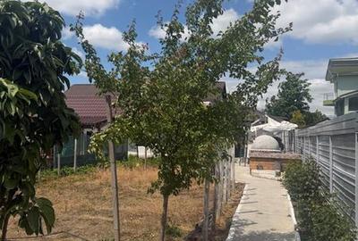 Teren de 185 mp, în Central - 4