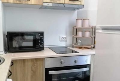 Garsonieră decomandată în Astra