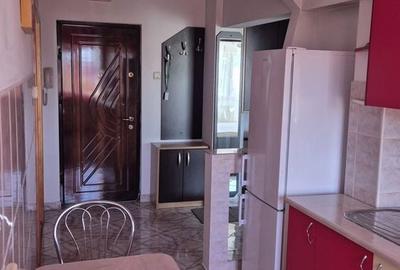 Apartament cu 2 camere decomandat în Central - 3