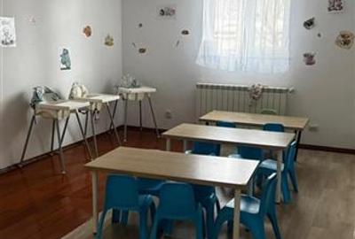 Duplex cu 7 camere cu Canalizare în Central - 1