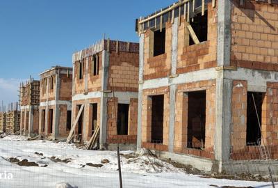 Casă cu 4 camere în Roșu - 11