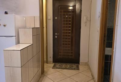Garsonieră decomandată, mobilată în Dristor - 12