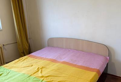 Apartament cu 2 camere decomandat în Drumul Taberei