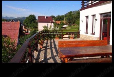 Pensiune 12 camere D+P+E+M+Pod situata in sat Moeciu de Jos, Brasov - 5