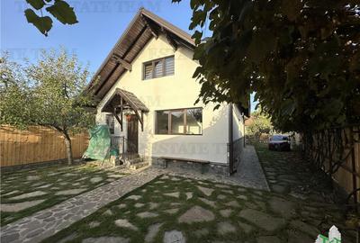 Vila cocheta de 5 camere cu 436 mp teren si toate utilitat Vila cocheta de 5 camere cu 436 mp teren si toate utilitat - 2