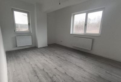 APARTAMENT 3 CAMERE, DECOMANDAT,ETAJUL 1, BLOC CU DOUA LIFT - 2