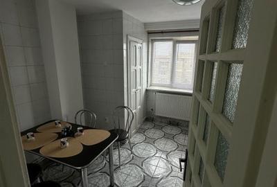 Apartament cu 3 camere în Calea București - 2