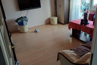 APARTAMENT 3 CAMERE DE VINZARE - 9