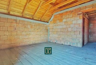 Casă cu 5 camere cu Teren 500 Mp în Aluniș - 2