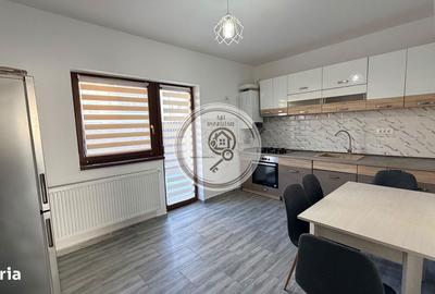 Casă cu 4 camere cu Teren 200 Mp în Tractorul - 5