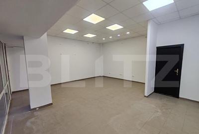 Spatiu comercial, 50 mp, vitrina, Zamca - 2