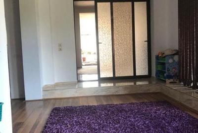 Afumati vila 8 camere , teren 1300 mp , piscina - 23