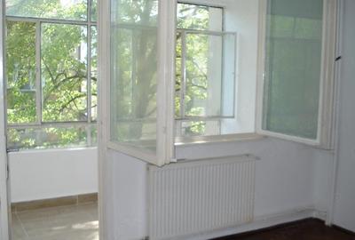 Apartament cu 2 camere decomandat în Bălcescu - 2