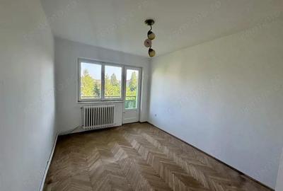 Apartament 2 camere etaj 4