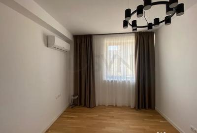 Apartament cu 4 camere semidecomandat în Sisești - 3