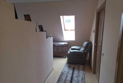 Apartament 1 camera la mansarda,zona Porii - 7