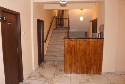 Pensiune 8 camere Vama Oancea,DN-26 si 14 hect teren compact irigabil - 10