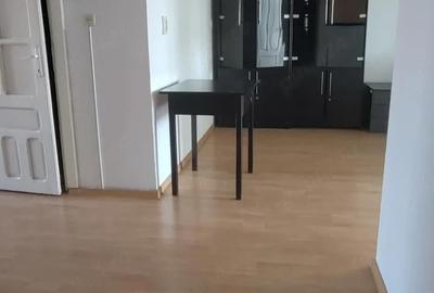Spațiu comercial, de 781 mp, în Central - 1