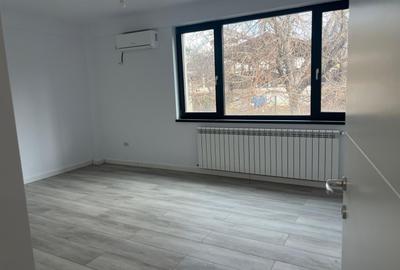 Apartament cu 3 camere decomandat în Tătărași - 10