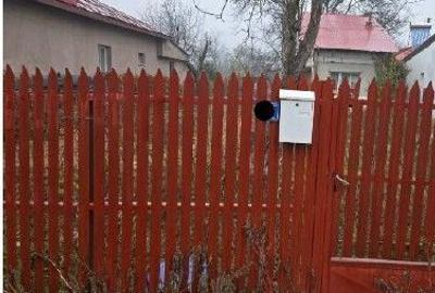 Casă cu 2 camere cu Teren 1324 Mp în Ogrezeni - 2