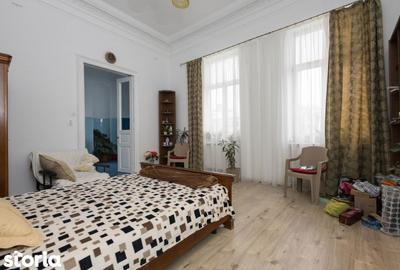 Spațiu comercial, de 122 mp, în Eminescu - 17