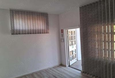 Spațiu comercial, de 40 mp, în Central - 2