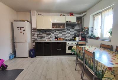Apartament cu 3 camere decomandat, mobilat în P-ța Reșița - 16