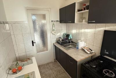 Garsonieră decomandată în Central - 3