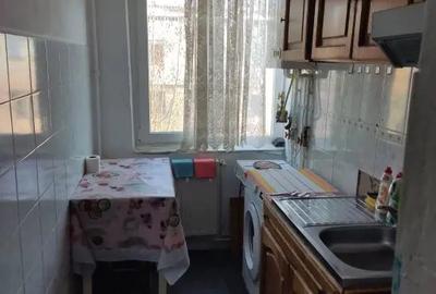 De inchiriat apartament 2 camere - 4